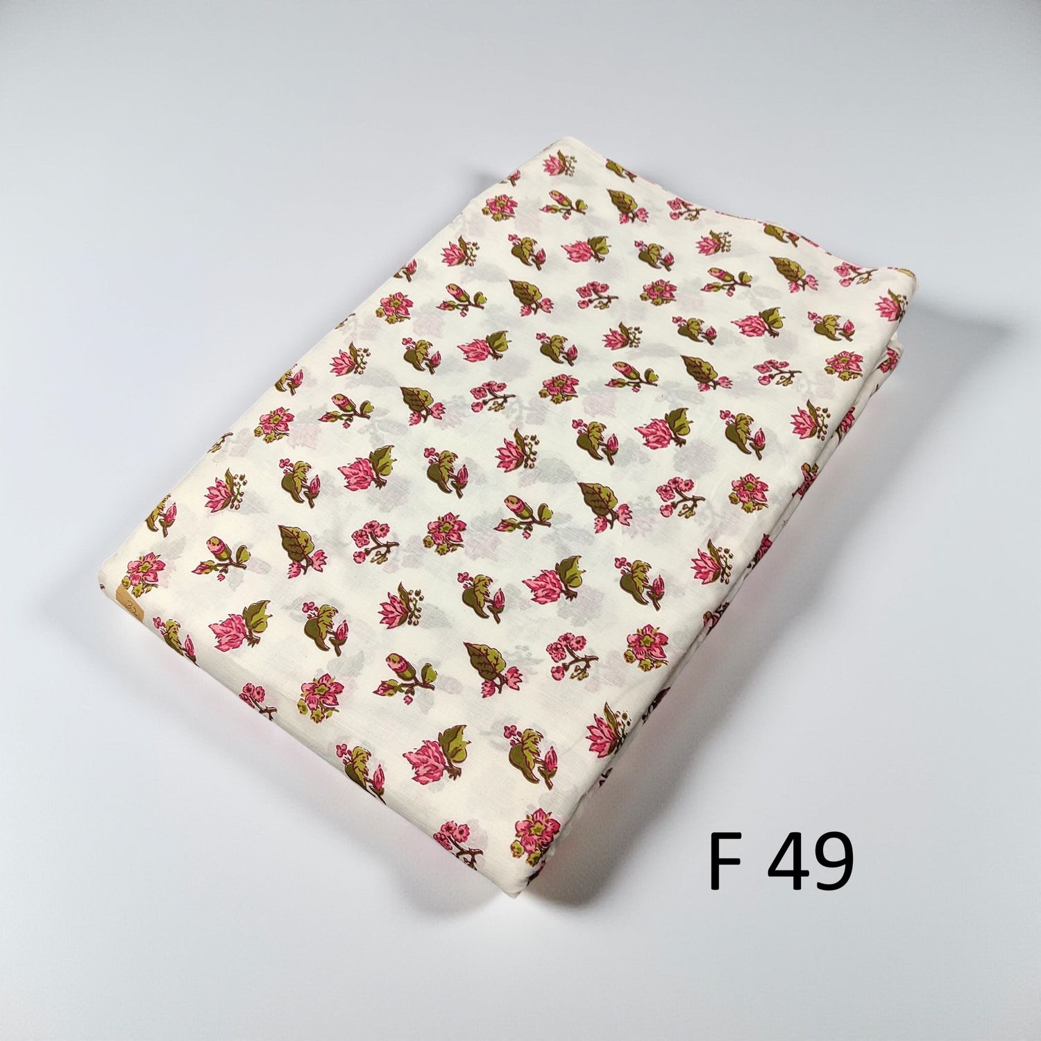 4 Meters Cotton Fabric F49