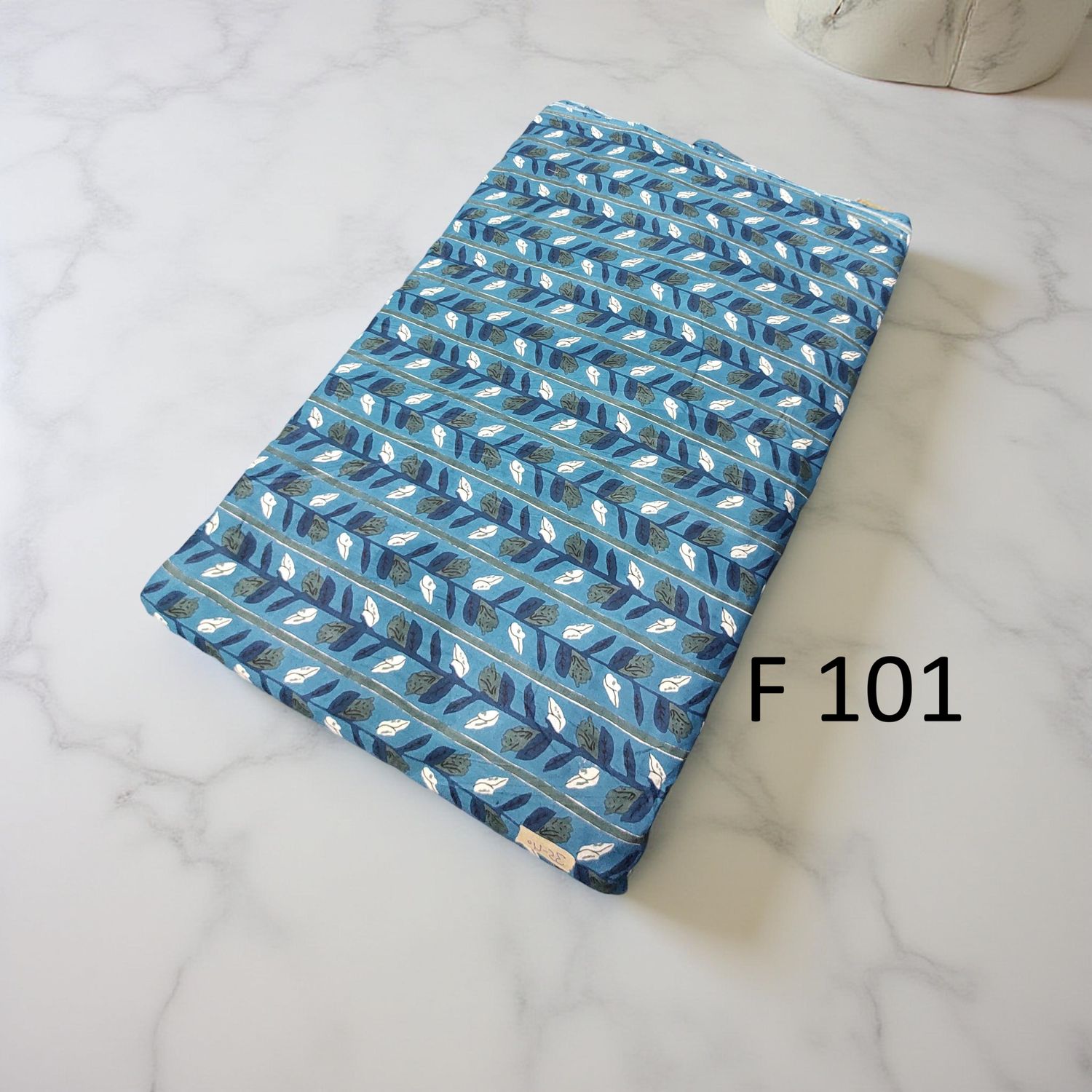 4 Meters Cotton Fabric F101