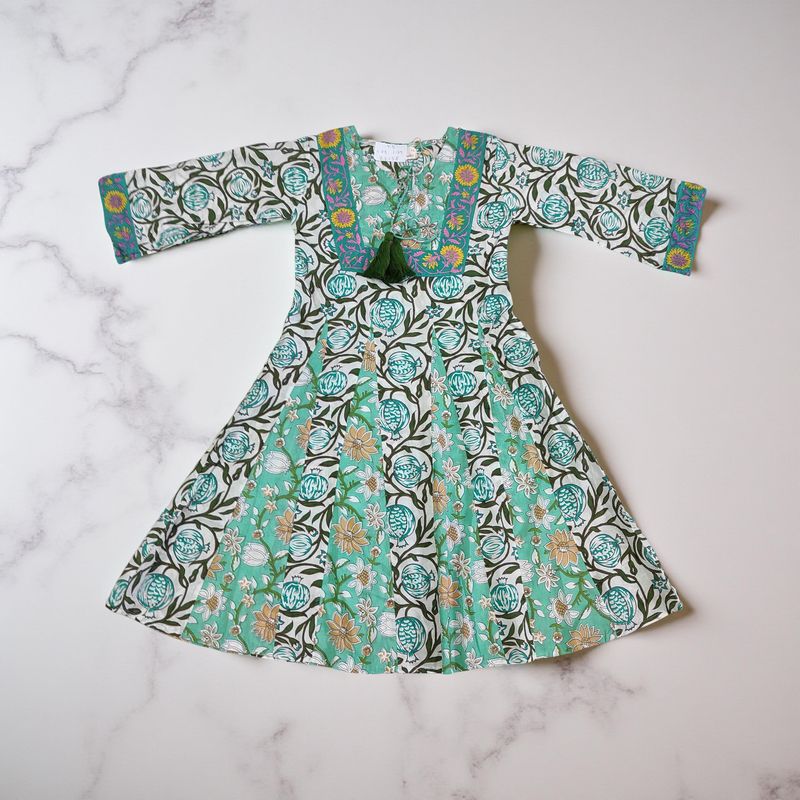 4-5  Year Anaya Printed Cotton Girls Dress 34&quot; Long Jalabiya