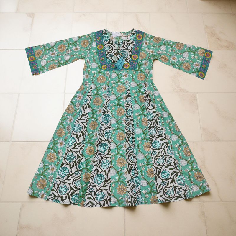 8-9 Year Anaya Printed Cotton Girls Dress 42&quot; Long Jalabiya