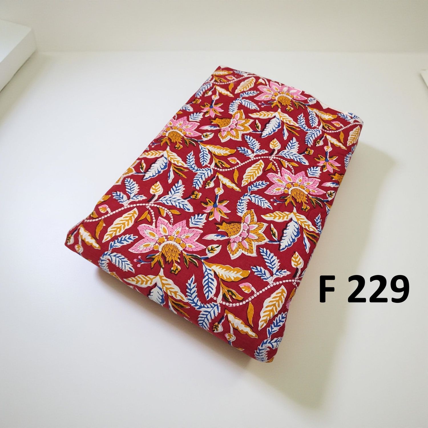 4 Meters Cotton Fabric F229