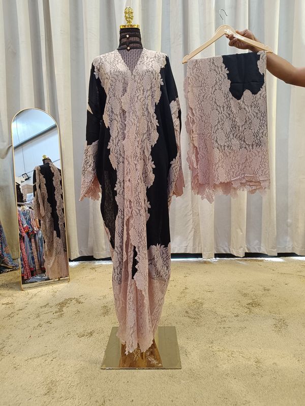 Cashmere Bhist With Sheila