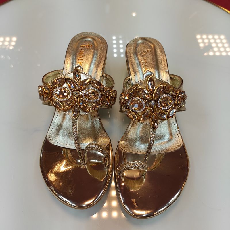 Indian Sleeper Size - 36