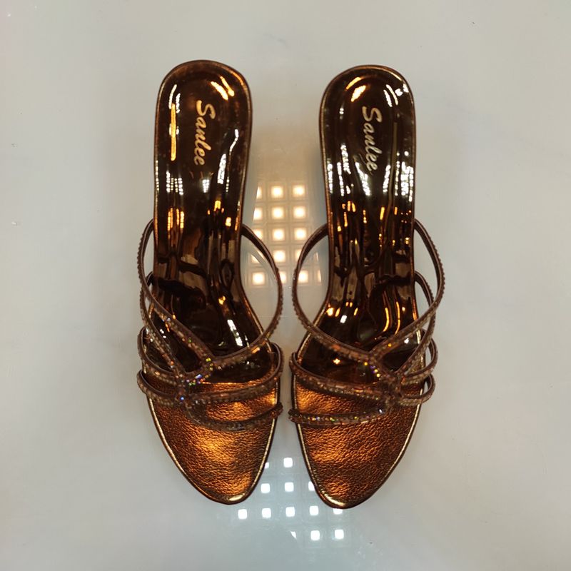 Indian sleeper  Size 38