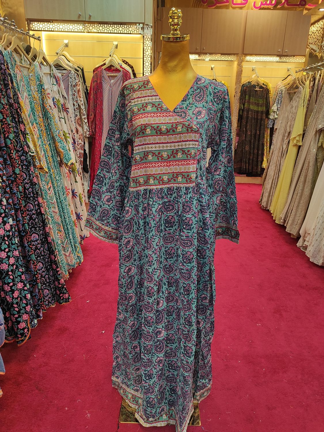 S/M Daisy Printed Cotton Crystal Dress 57&quot; Long Jalabiya