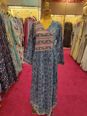 S/M Daisy Printed Cotton Crystal Dress 57&quot; Long Jalabiya