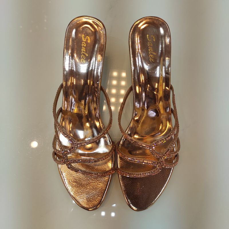 Indian sleeper Style  Size 39