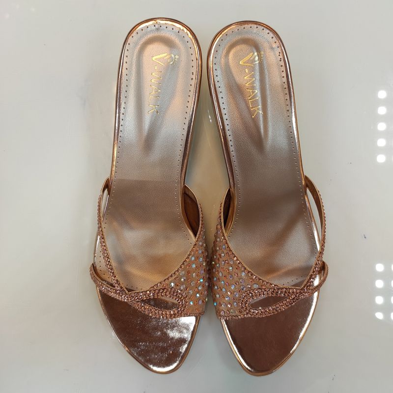 Indian sleeper Style  Size 39