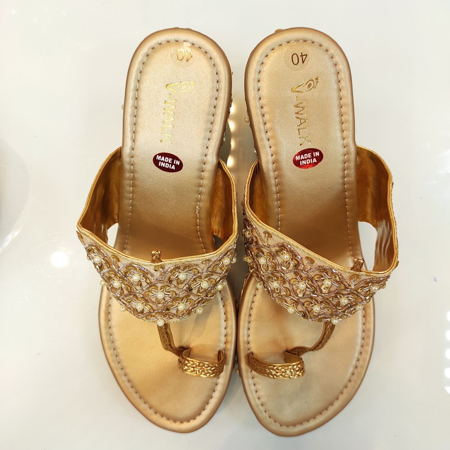 Indian Sleeper - Size 40