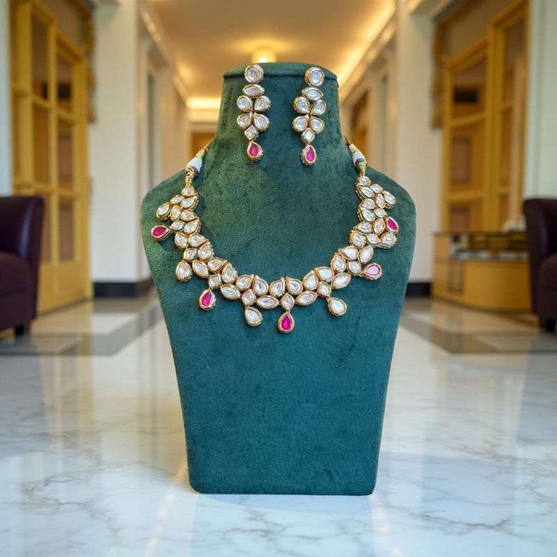 Luxury Kundan Necklace set with Earrings JW43