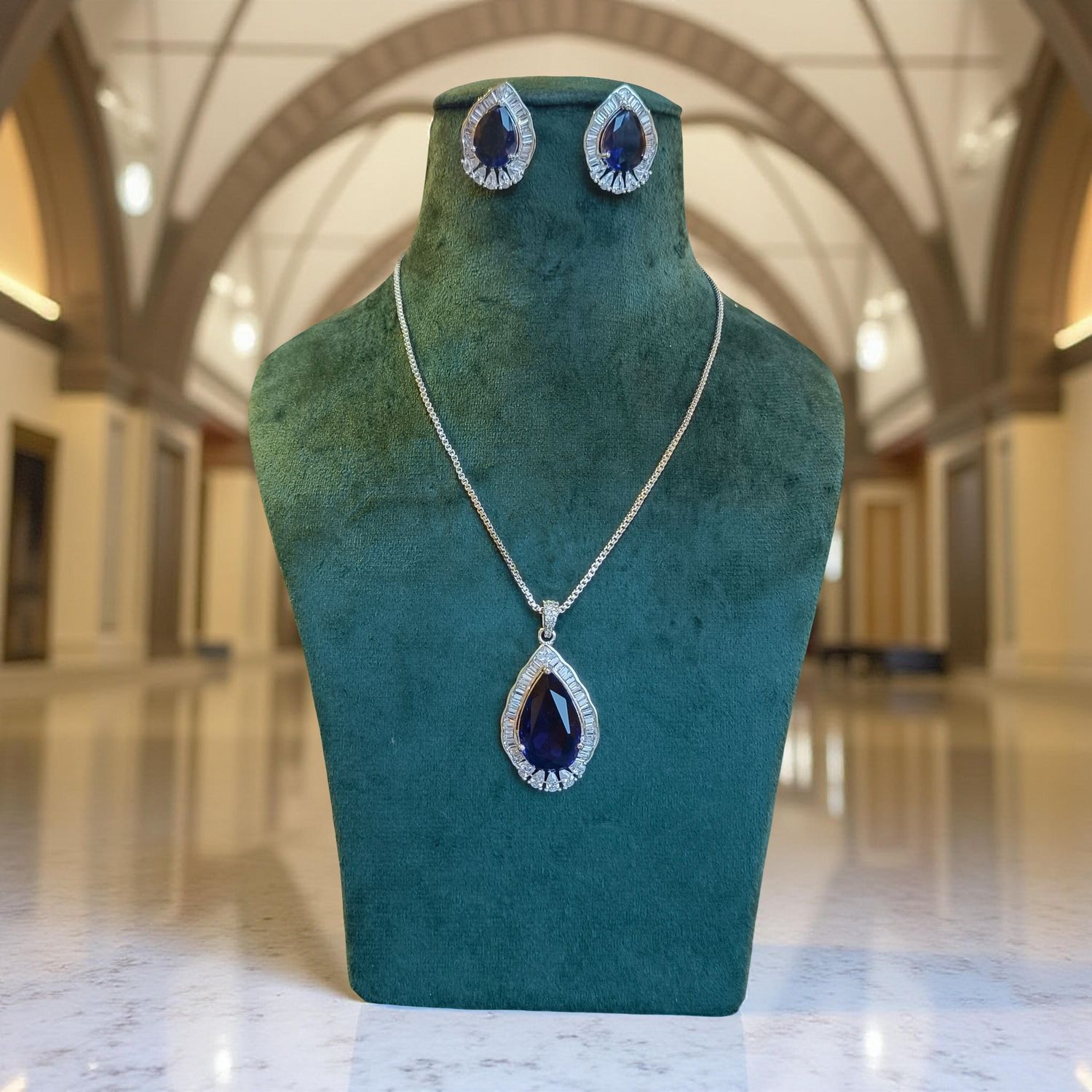 Luxury Kundan Necklace set with Earrings JW52