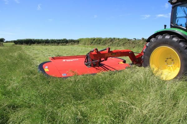 Косилка навесная Kverneland 3332 MR