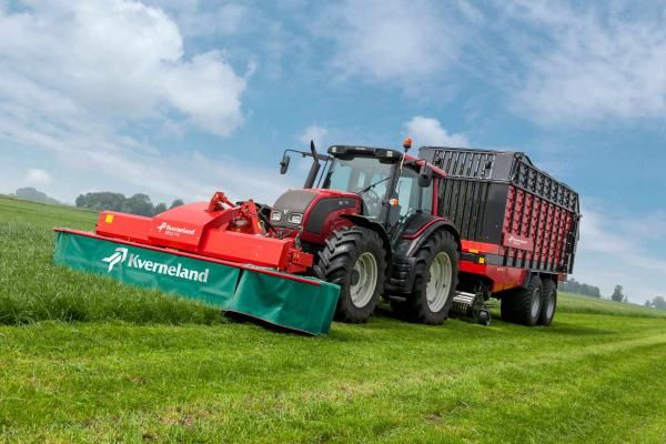 Передненавесная дисковая косилка Kverneland 2832 FS с активноприводным валкообразователем