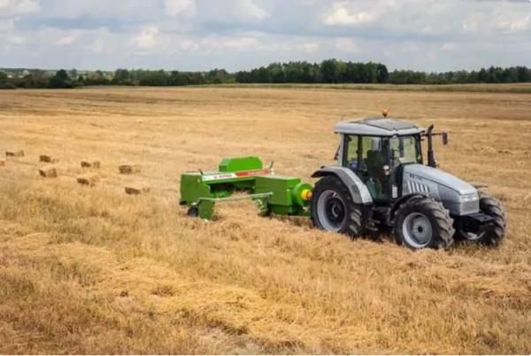 Пресс-подборщик квадратный РК 4000 (Z-224/1 Kostka) тюковый