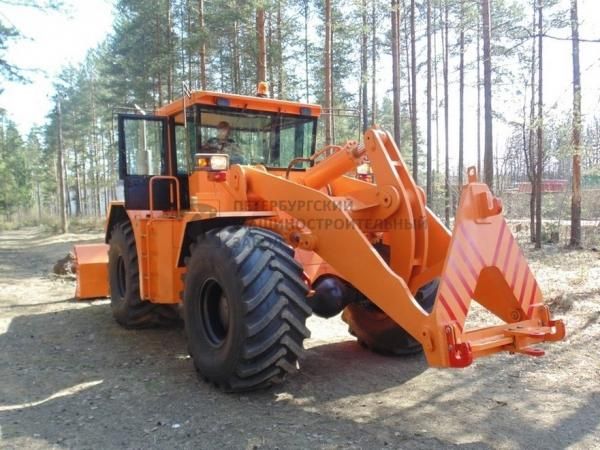 Трактор К-704-4Р «Станислав» Универсал