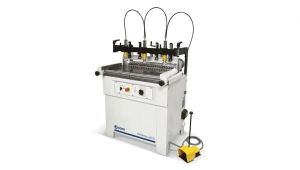 Сверлильно-присадочный станок SCM Minimax ad 21