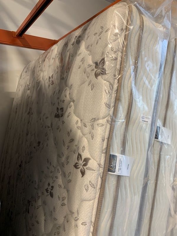 Dune Mattress by Posture Beauty- Queen