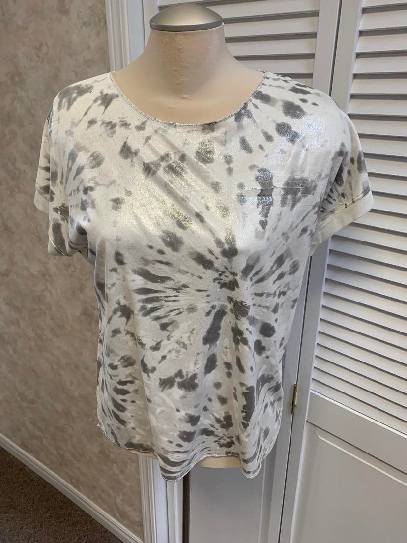 Ivory/grey t-shirt
