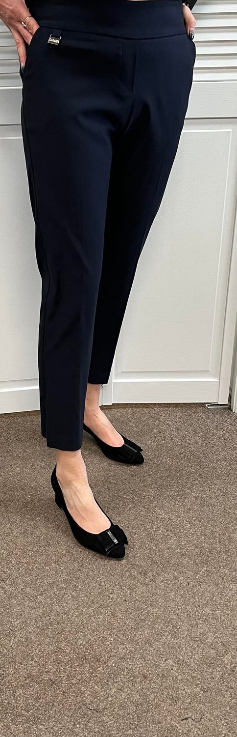 navy pant