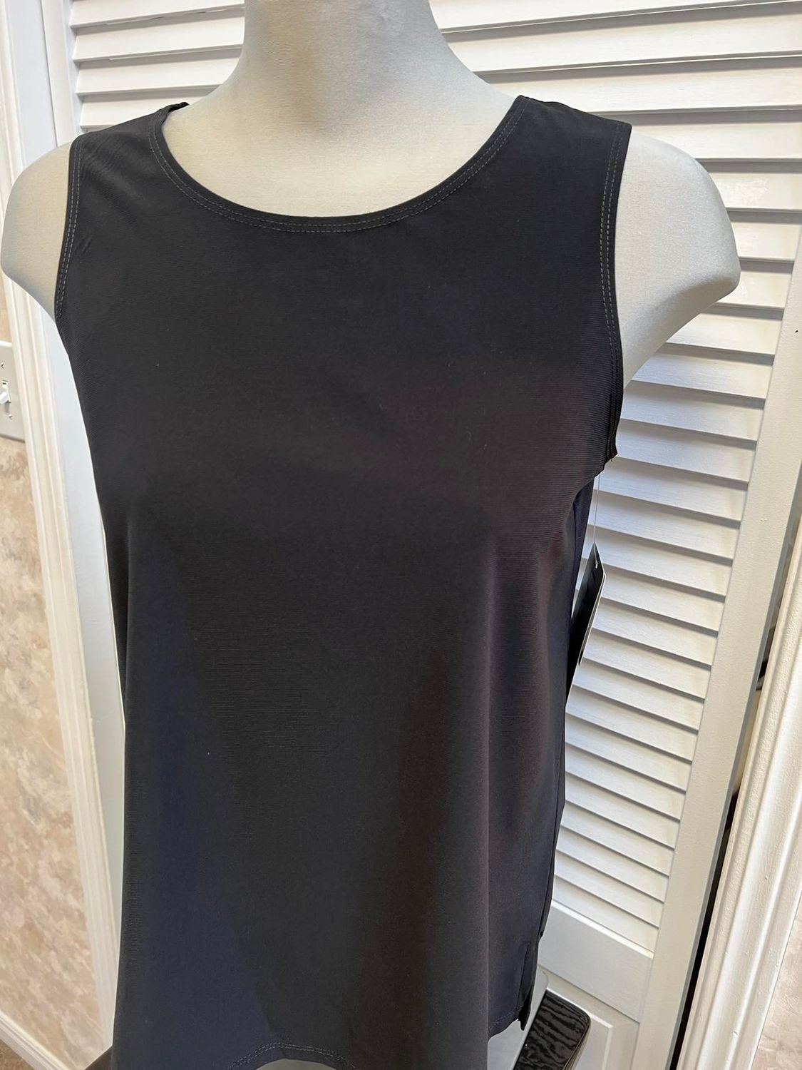 black cami