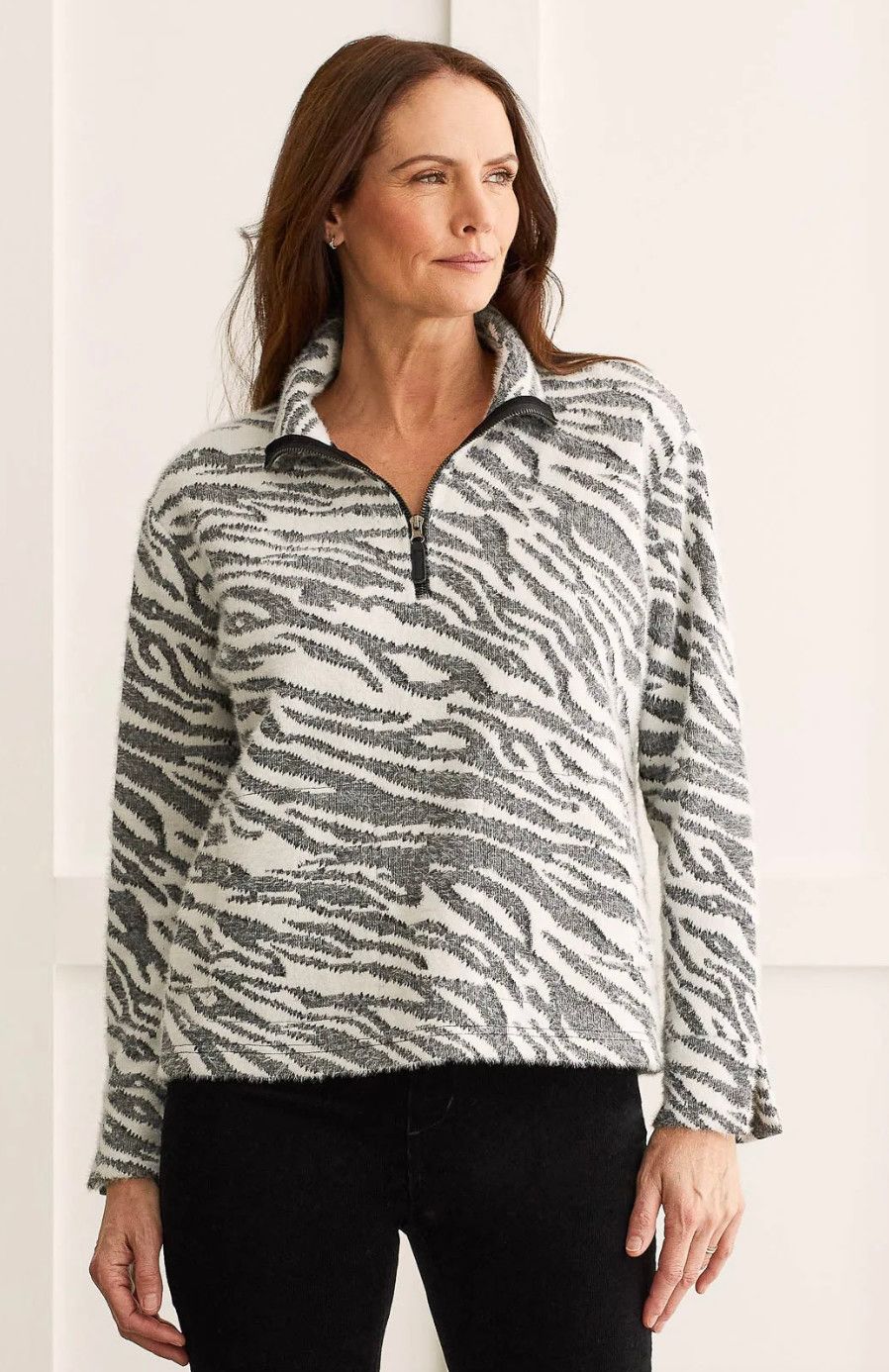 Zebra quater- zip sweater 