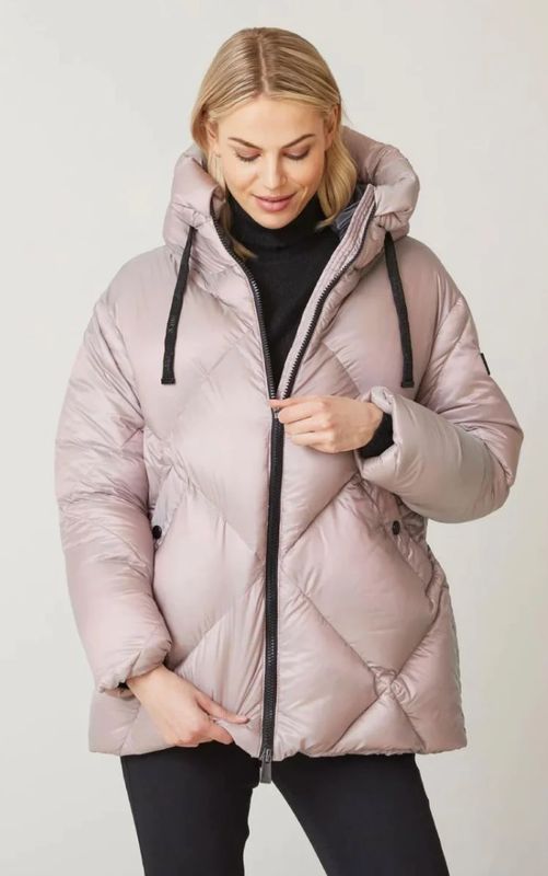 Rose down filled iridescent quilted coat