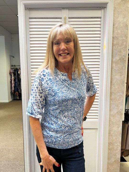 Tab sleeve print top, Color: Indigo floral, Size: S