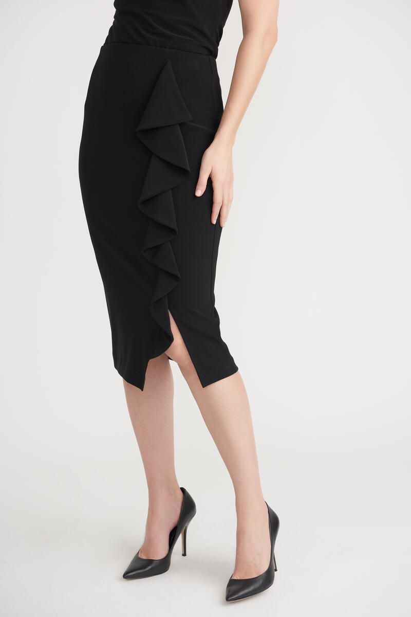 Skirt w/ side slit and ruffle detail