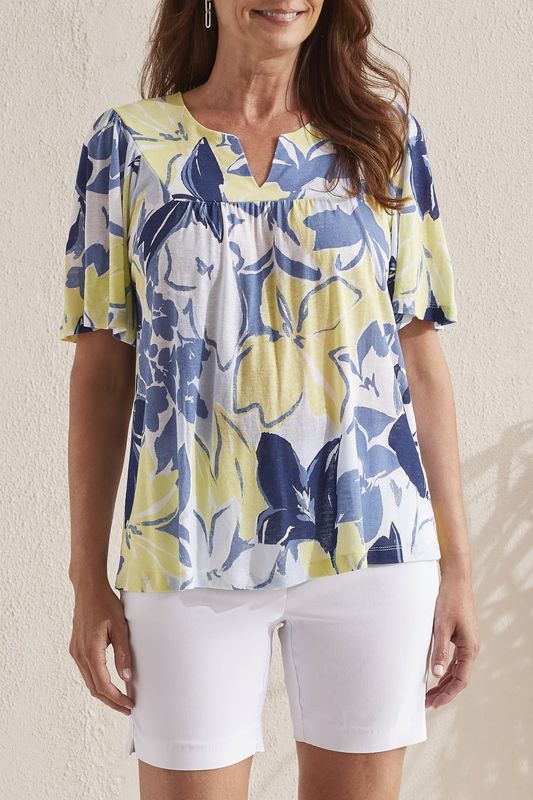 Notch neck print top