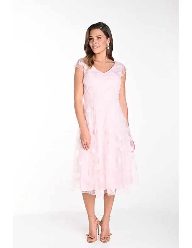 Cap sleeve floral applique dress