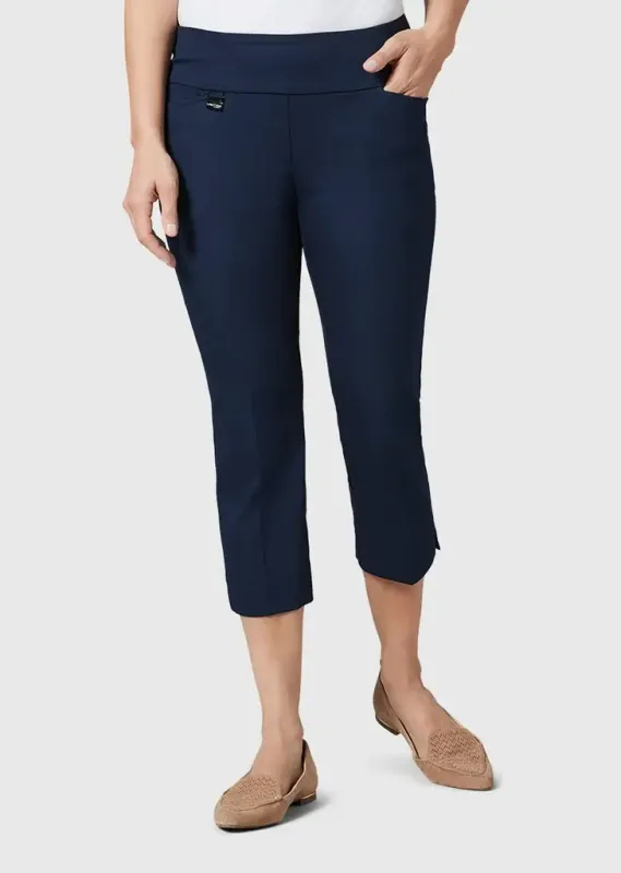 Essential capri