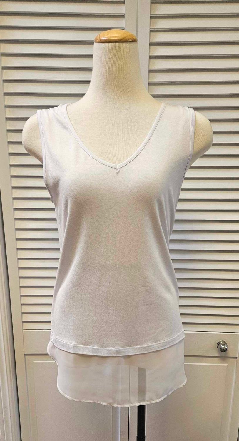 Mesh hem v-neck cami, Color: White, Size: S