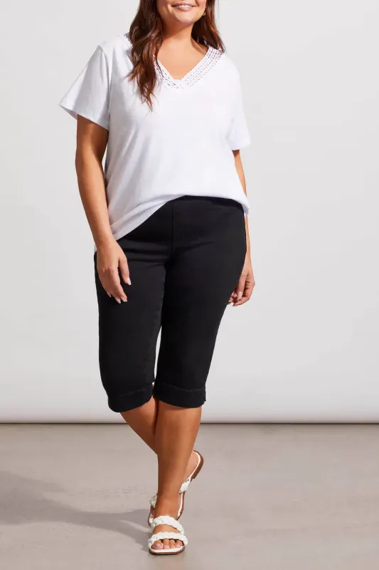 Fancy crochet v-neck t-shirt
