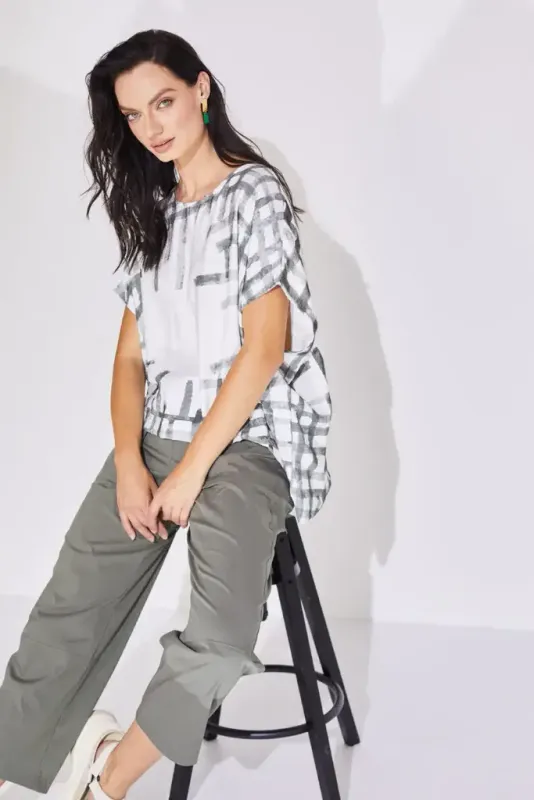 Patch pocket trouser