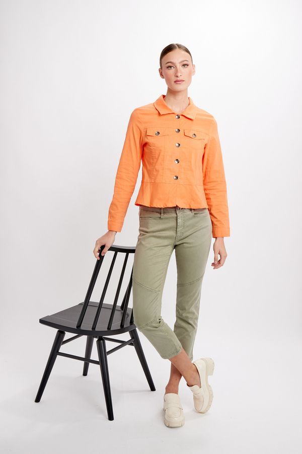 Mid- rise slim leg, Color: Kaki, Size: 8