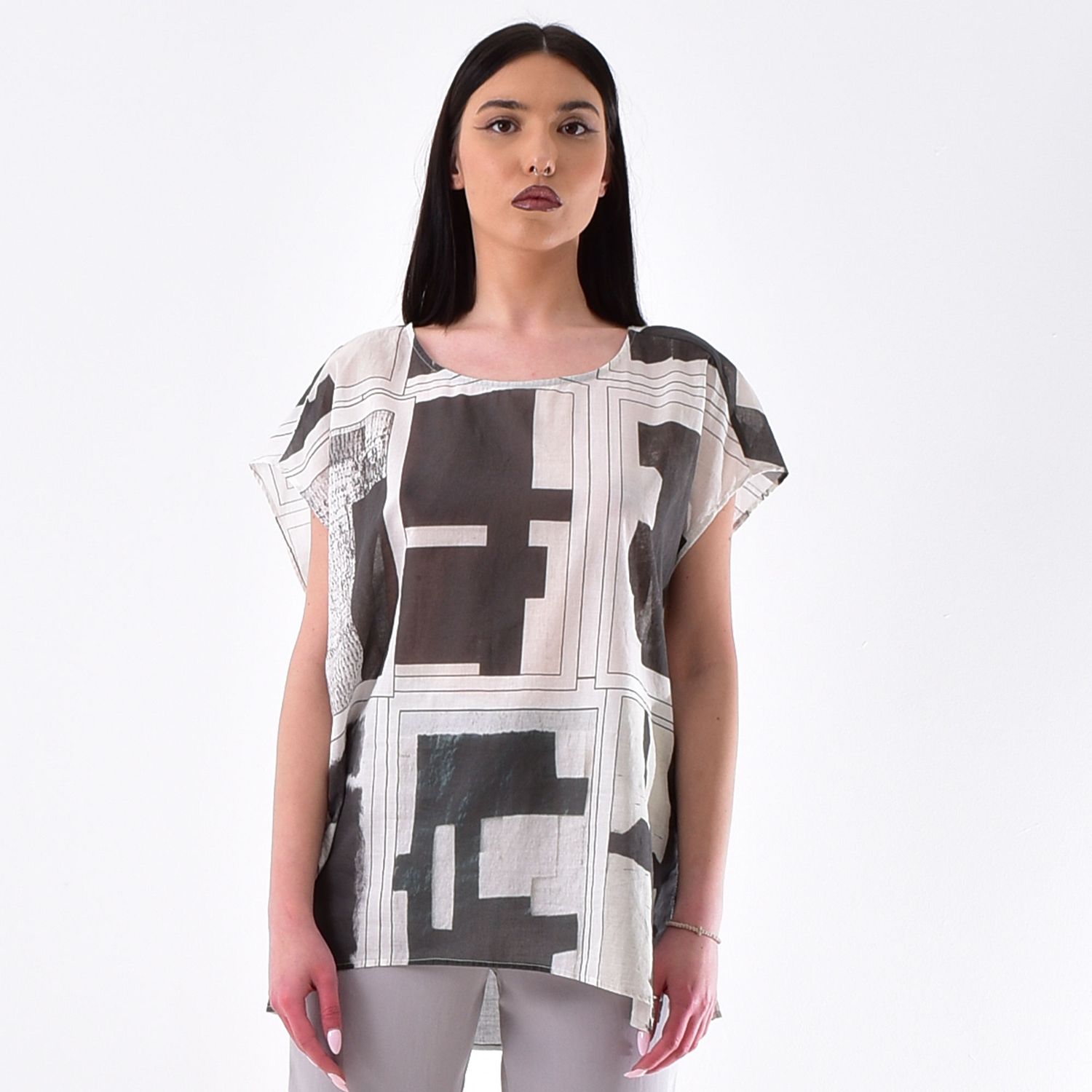 Geometric print top, Color: Anth/ off white, Size: S