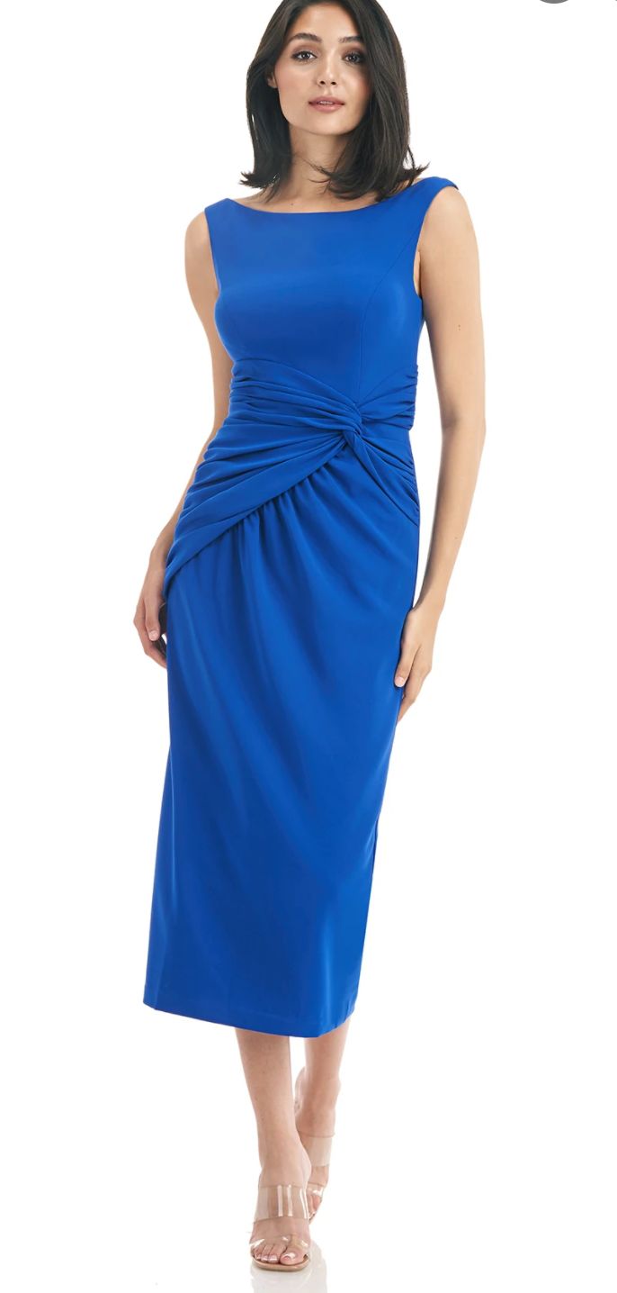 Royal bateau waist column t-length dress