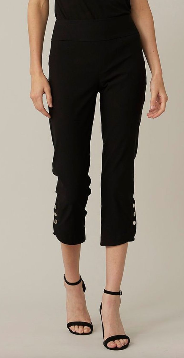 Black button detail capri