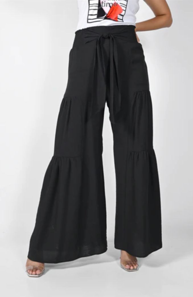 Black wide bottom fooler pant