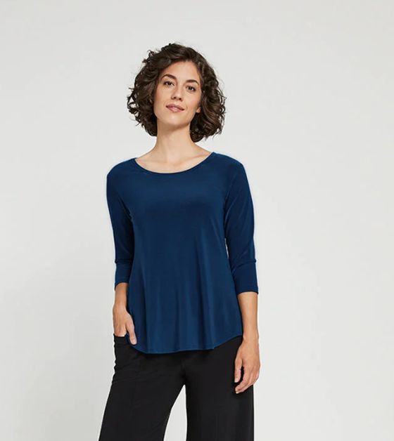 Navy 3/4 sleeve go to tee