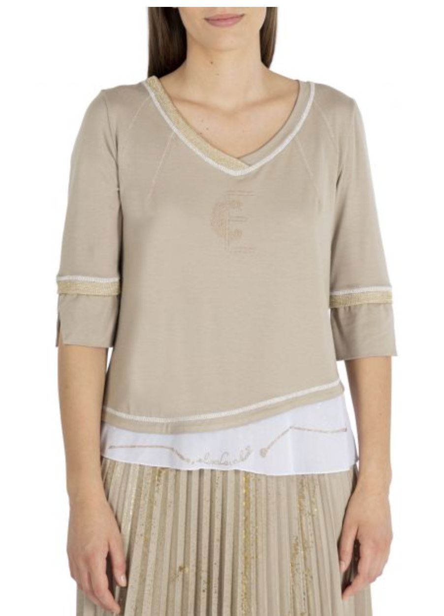 Beige 3/4 sleeve t-shirt with gold detail