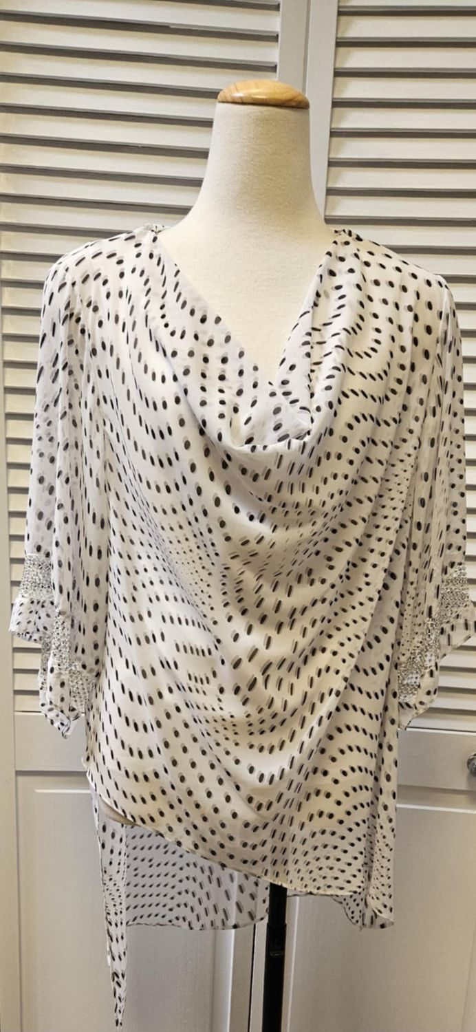 Chiffon print tunic blouse w/ high-low hem