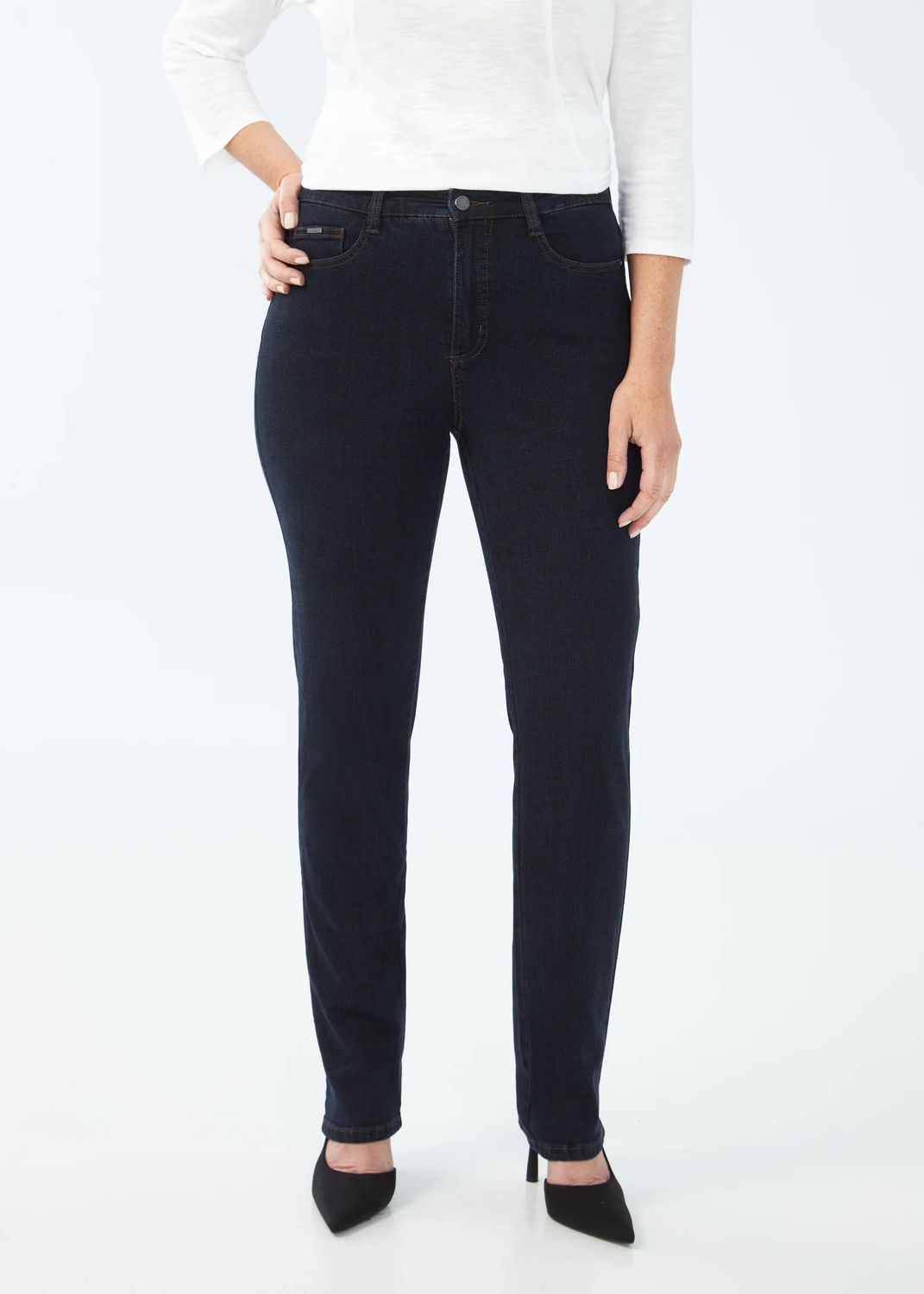 Dk. Suzanne Straight Leg