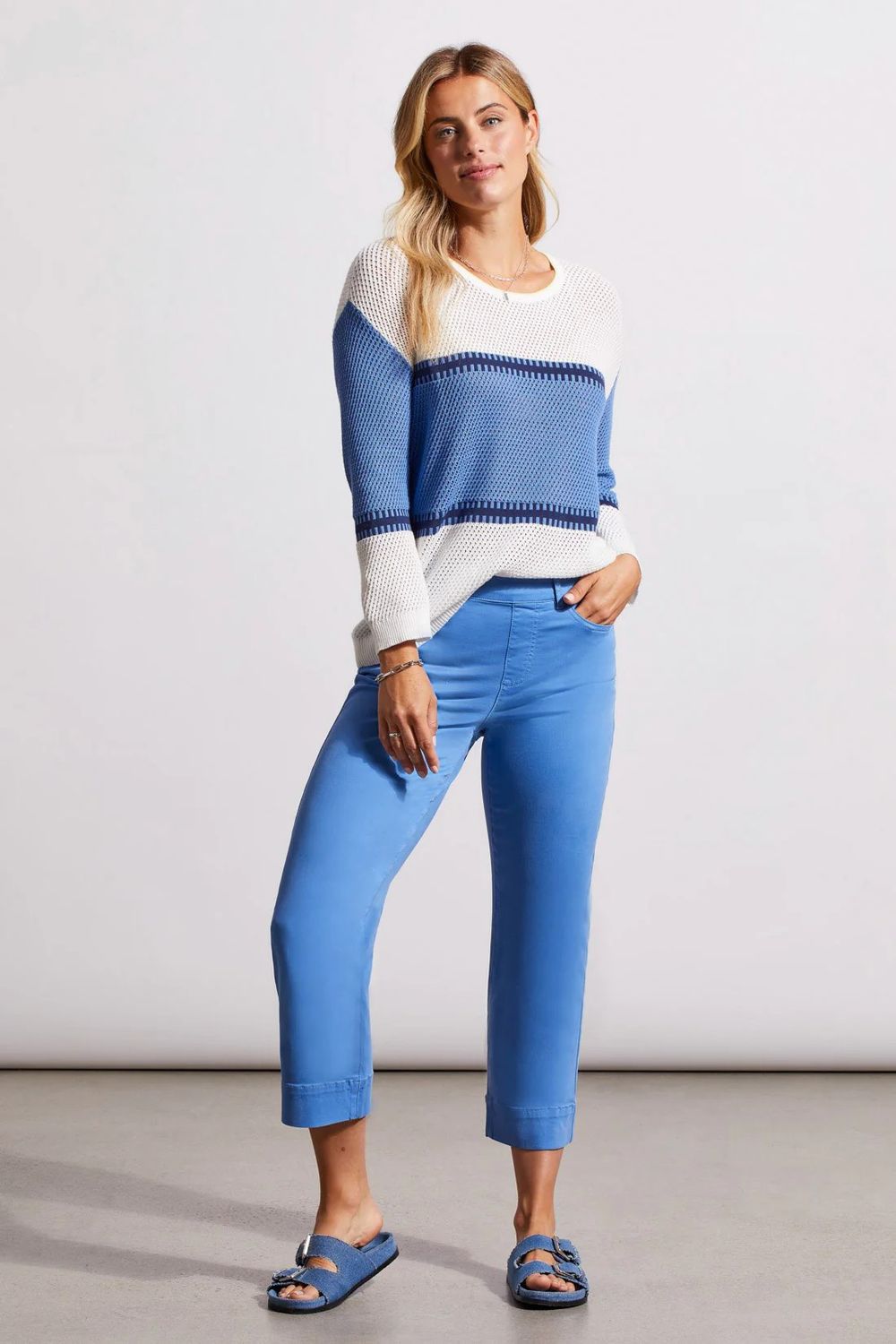 Pull on kick back capri, Color: Bluestar, Size: 6