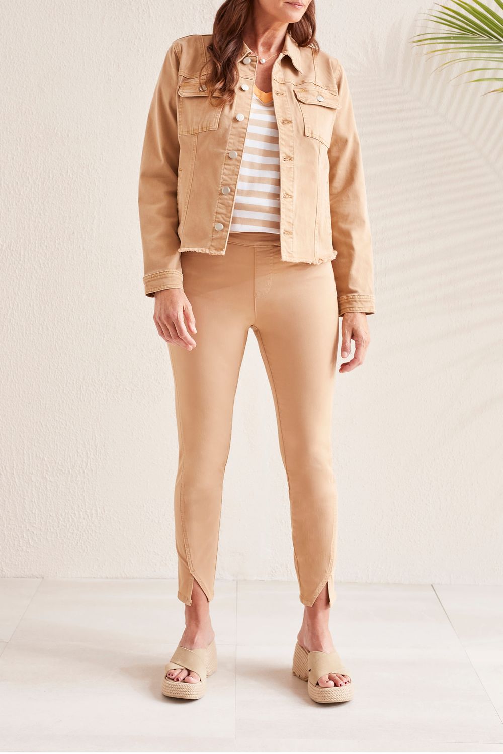 Raw edge hem jacket , Color: Dune, Size: S