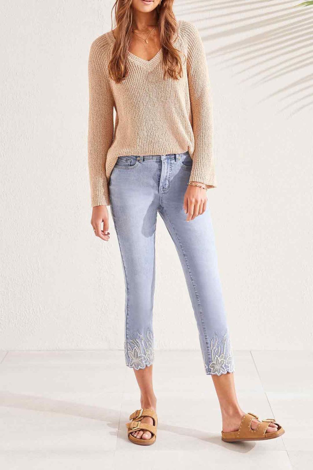 Crop jean w/ sequin embroidered hem, Color: Lt. vintage, Size: 4