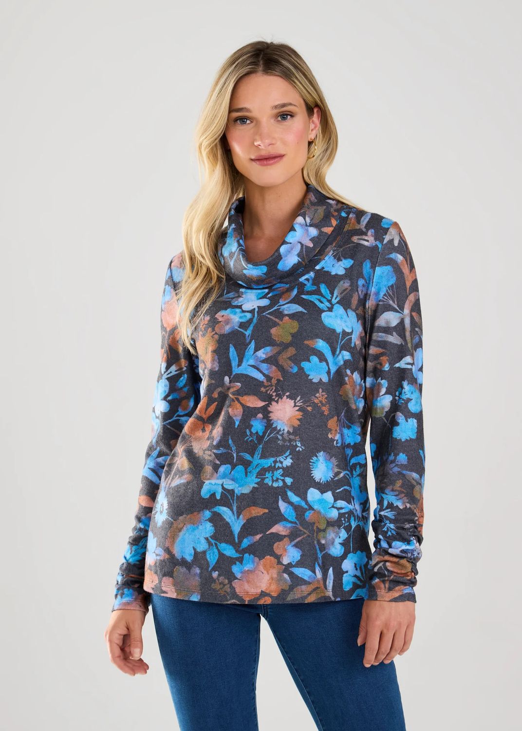 Henley ruched sleeve top , Color: Magnolia, Size: XS