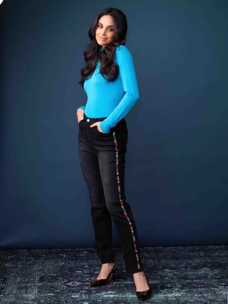 Slim leg jean w/ multi colour side stitch detail, Color: Black/ Multi, Size: S