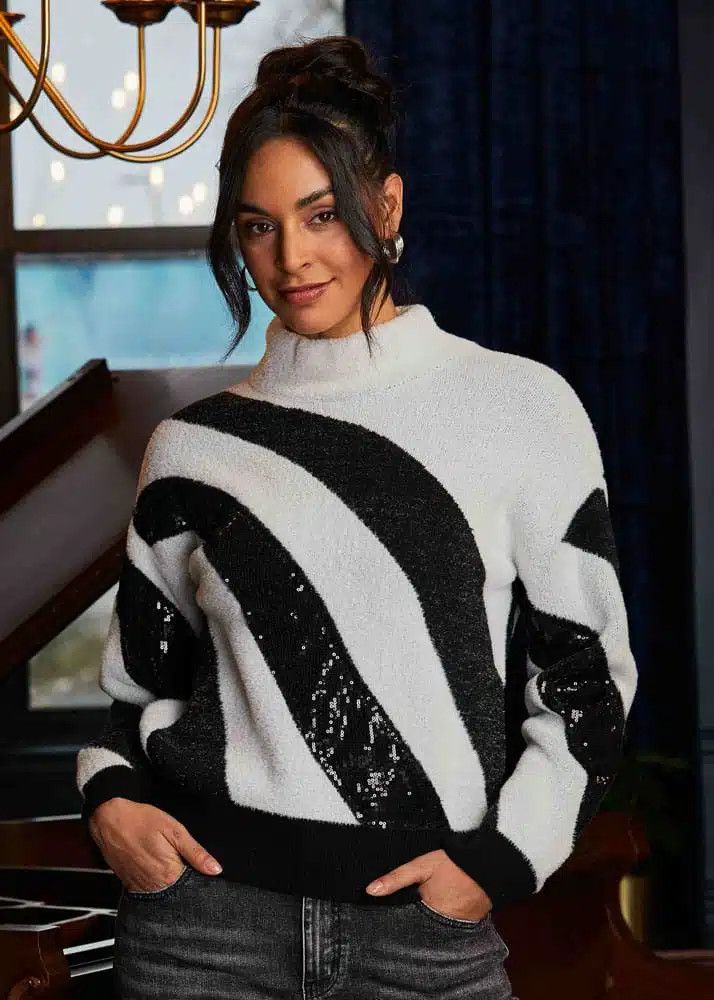 Fuzzy embellish print sweater , Color: Black/ Cream, Size: S