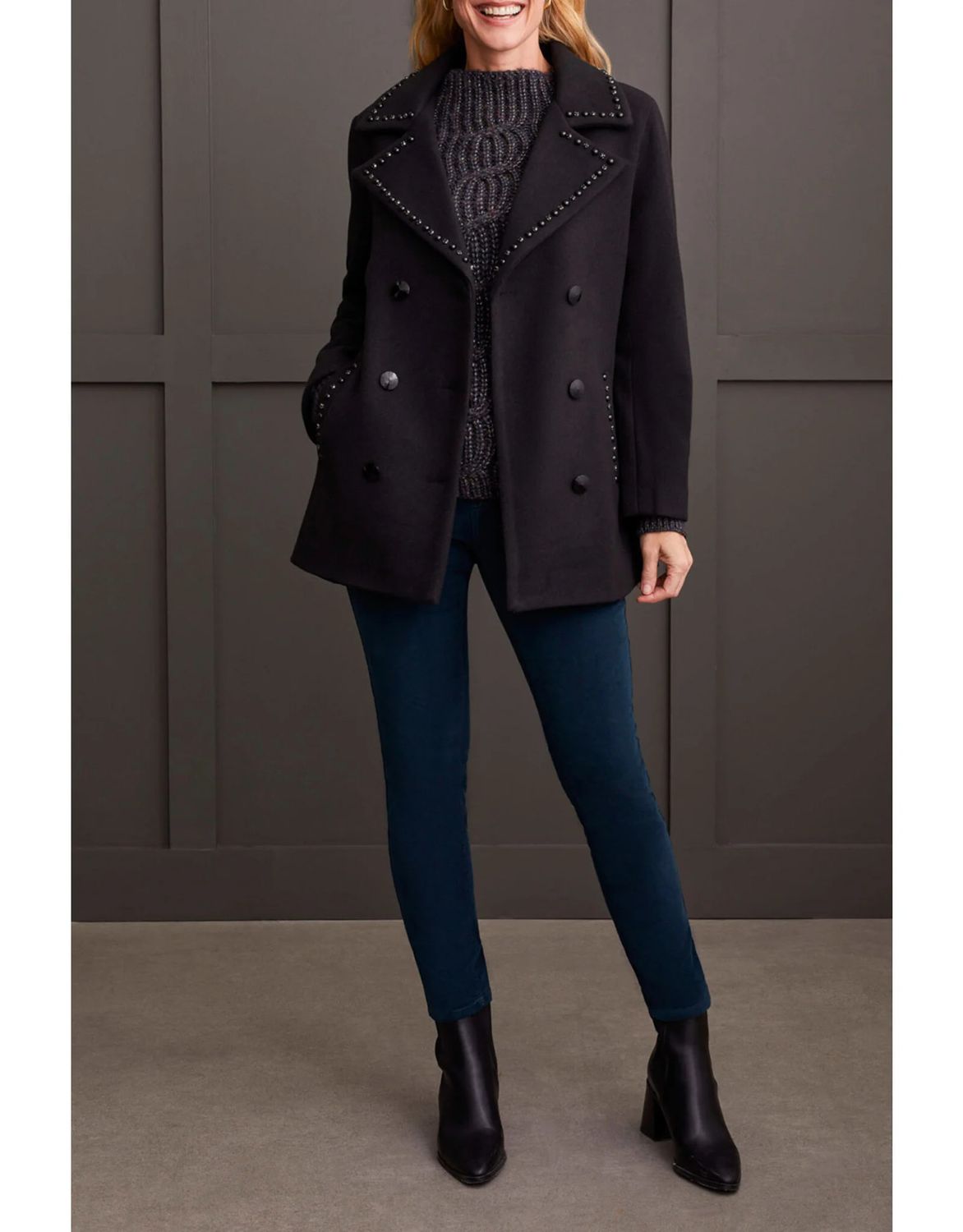 Notch collar /w embellished bead trim , Color: Black, Size: S